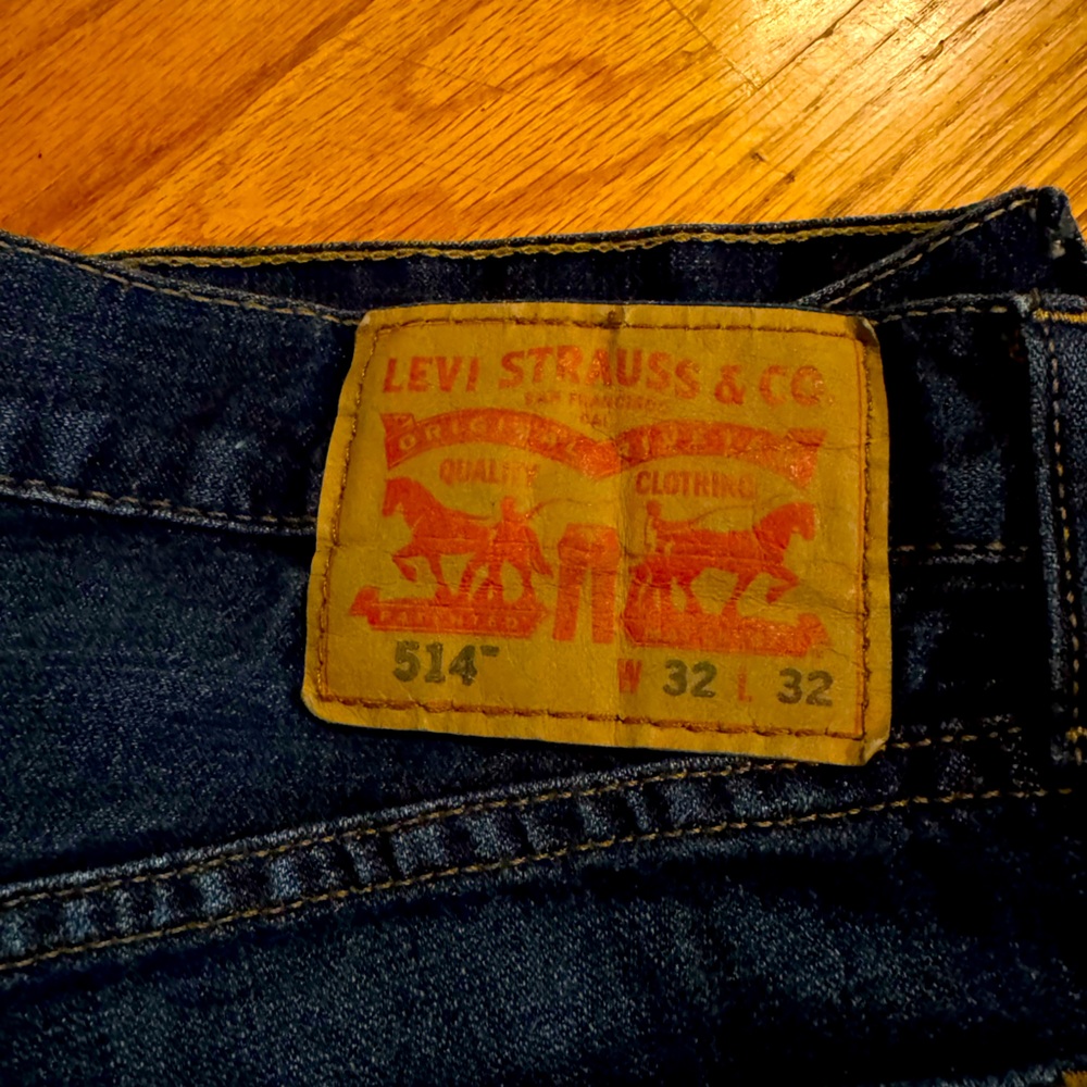 Men’s Levi’s 514 - they are in great shape